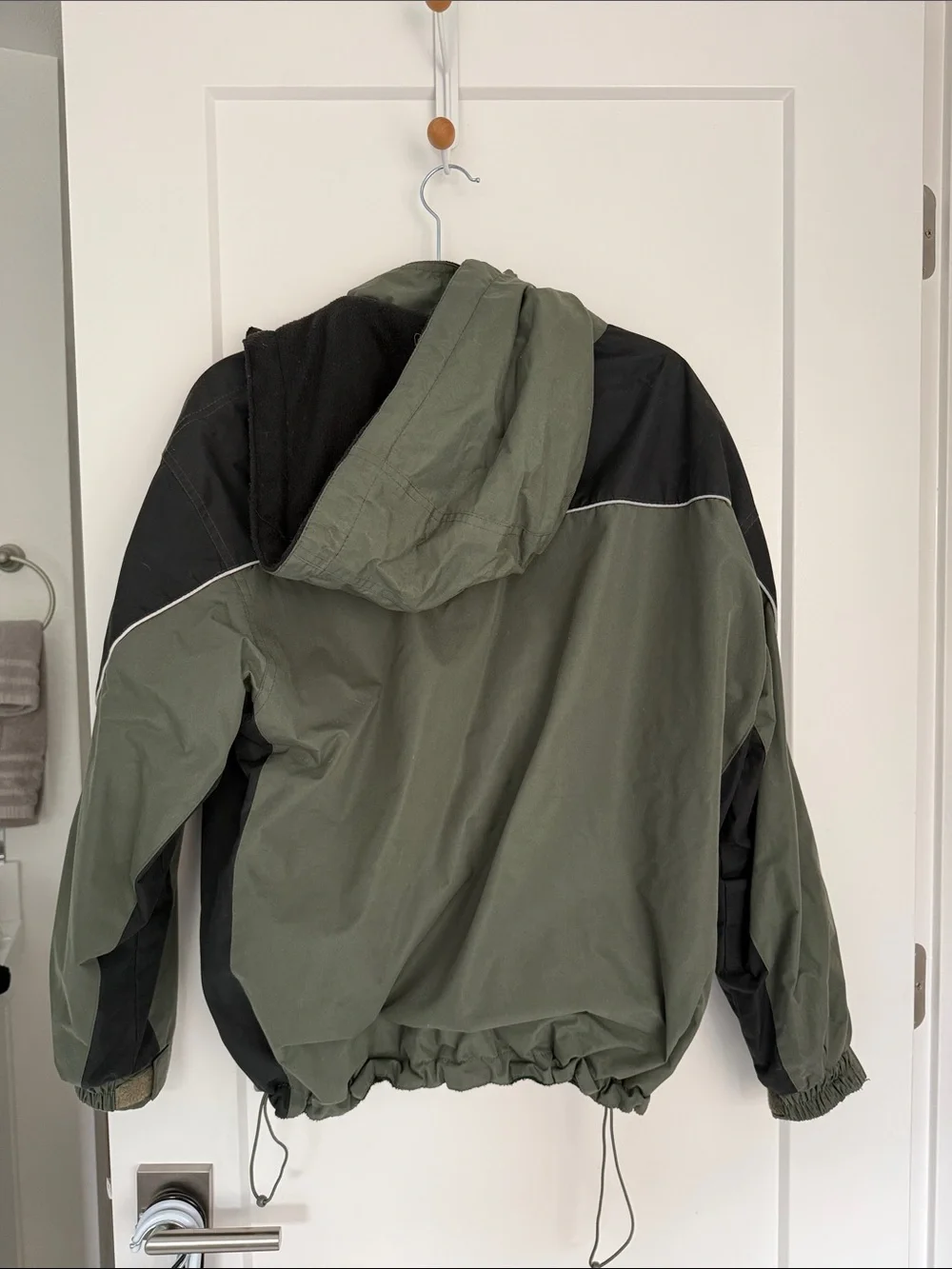 Yellowstone Reversible Hooded Rain Jacket in Olive Green and Black
